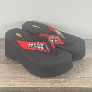 Y2K Platform Flip Flop Thong Sandals - Size 9W
